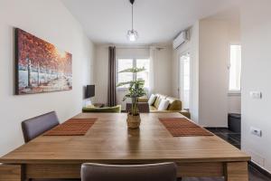 Dream by the Sea Apartment by PikHost