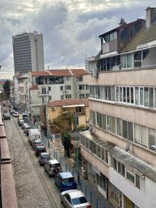 Deluxe Apartment Burgas City Centre with Free Parking