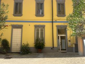 ACasaDiImma Loft Elegante a 2 min da Metropolitana Porta Romana con wifi, corte interna