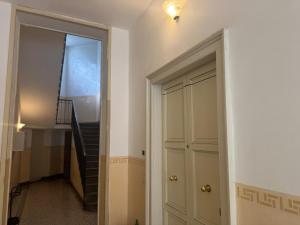 ACasaDiImma Loft Elegante a 2 min da Metropolitana Porta Romana con wifi, corte interna
