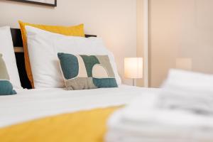 Premium Avenue Two Bedrooms Apt