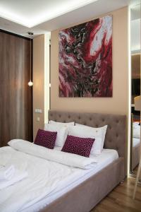 Royal Premier Apartment