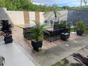 Casa moderna com Piscina em Costa azul