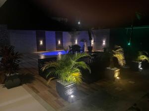 Casa moderna com Piscina em Costa azul