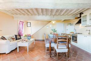 Large Country House Near Lucca With Private Pool