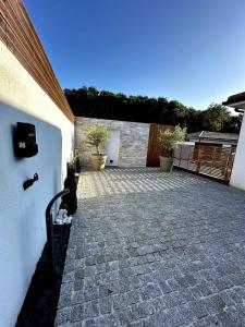 Villa avec piscine, spa & jardin proche Bordeaux