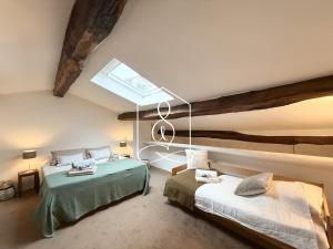 Sous lIF du marquis, villa with private pool