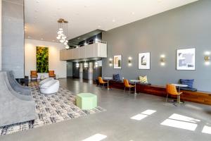 Blueground Columbia City gym wd nr park SEA-788