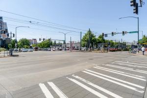 Blueground Columbia City gym wd nr park SEA-788