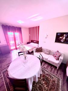 Kornilios Istron Hotel