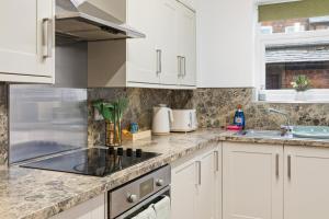 Two Bed Hoole House Great for Contractors