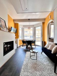 Family Apartment with Sea View for 6