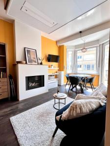 Family Apartment with Sea View for 6