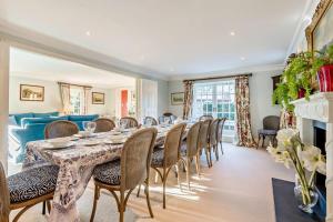 7 Bed in Faringdon oc-b34031