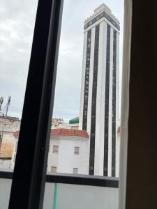 Quiet, Sunny Studio 3 min CFC - Self-Check-In