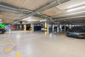 Pure Home Premium Apartments - Free Parking & AC