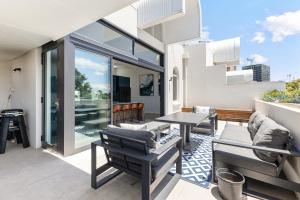 Group & Family 3BR with Game Room, Terrace & Parking