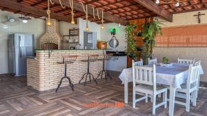 Casa com piscina a 900m da Lagoa de Araruama