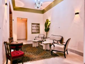 Palace View Royal Home