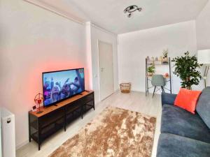 Sector3 Modern plus Large Terrace 25min Old Town