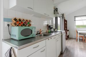 Huisje aan het einde - 273