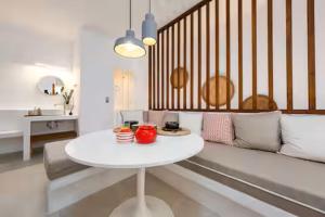 LOFTS the summer village apartments in Naousa