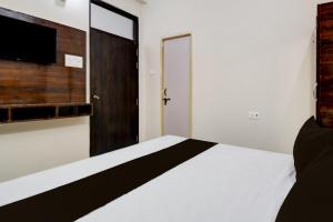 Hotel O by OYO GREENWOOD INN