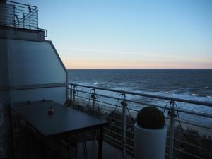 SEA HORIZON TopFloor Front Sea View Apartments AC by stayly