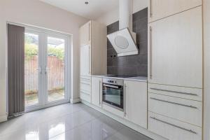 Modern Duplex Garden Flat 2BR Near Cardiff Centre