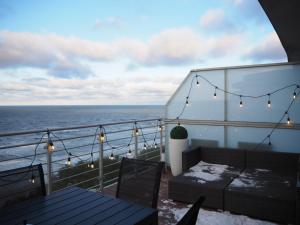 SEA HORIZON TopFloor Front Sea View Apartments AC by stayly