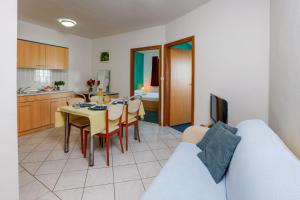 Lanterna - Sea View & Near Beach