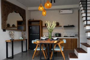 2BR Villa Surrounded by Rice Fields Cemagi