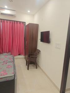 Comfortable Private Room in a Peaceful Location