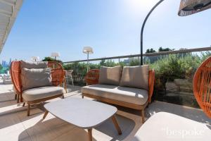 Bespoke Holiday Homes - Elegant 2BR with Terrace in The 8 Palm Jumeirah