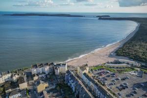 Caldey Island View - 2 Bedroom Apartment - Tenby