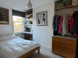 Eds Place Hackney