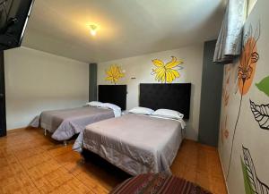 Llama Llama - Hostel & Coworking