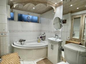 3 Bedroom House with a Private Garden