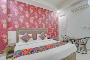 FabHotel Dilnoor Stay