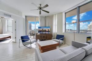 2BR Condos Circ Hotel by Hosteeva