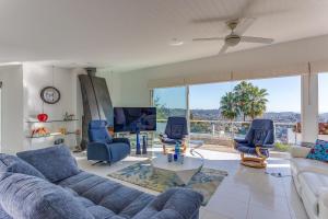 VILLA LOUPA VI4489 by Riviera Holiday Homes