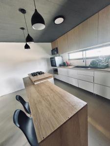 Casa con piscina, ideal para familias próximo a zona de playa