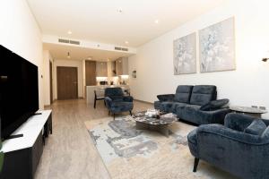 Escape24 Brand New 2BR with Canal Views near Burj Khalifa