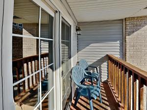 Put-in-Bay Poolview Condo #6