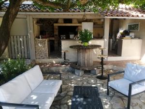 VILLA 5 CHAMBRES AVEC PISCINE PRIVéE