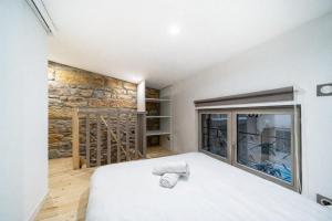 Charming studio near Bellecour Victor Hugo district