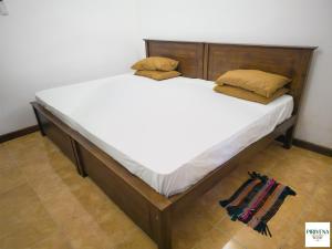 Pirivena Garden Resort- Homestay AC Room with Attached Bathroom and WiFi