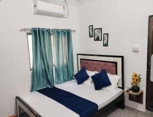 Shree KB In Varanasi