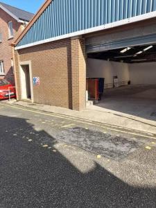 Y Clinc old Court House