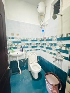 Zen Penthouse 1BHK Flat with Lawn in Gachibowli